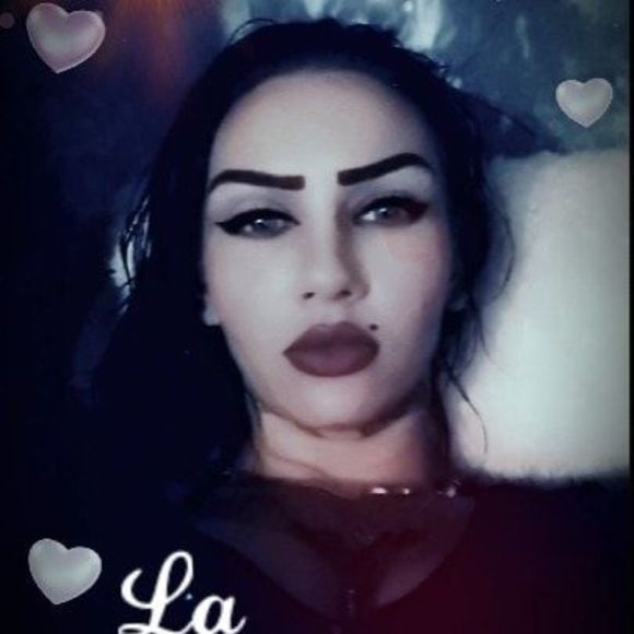 Meet your Posher, Ashley - Picture 1 of 1